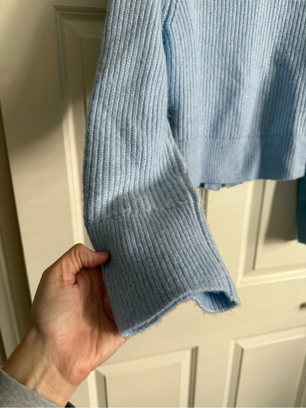 Abercrombie & Fitch Pearl Button Cardigan in Light Blue - Picture 6 of 7
